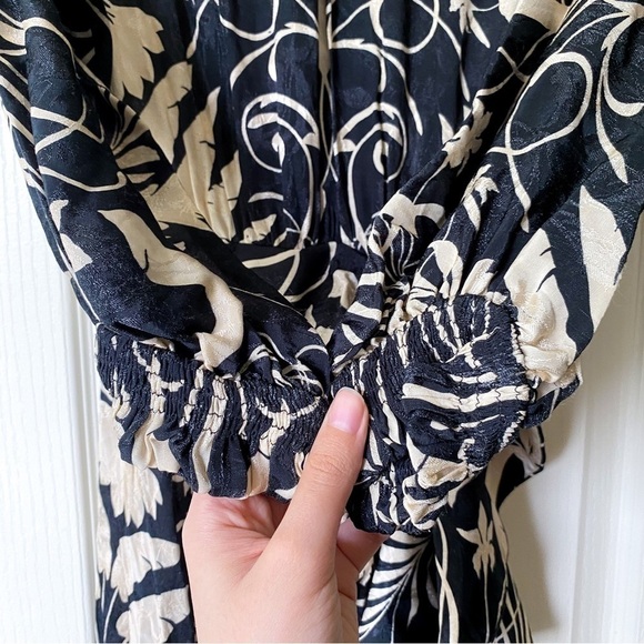 Johanna Ortiz Dress Floral Ruffle Long-Sleeve Jacquard Midi Ecru Black 0 FLAW - Picture 5 of 11
